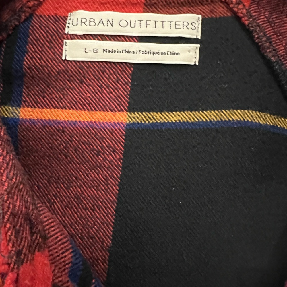 Urban Outfitters Red and Black Plaid Shirt size XL - Picture 2 of 4